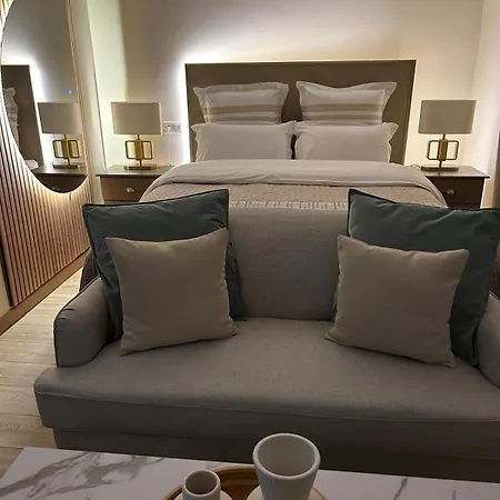 Sofi Appart-hotel, Balcon, Parking Prive Lägenhet Metz